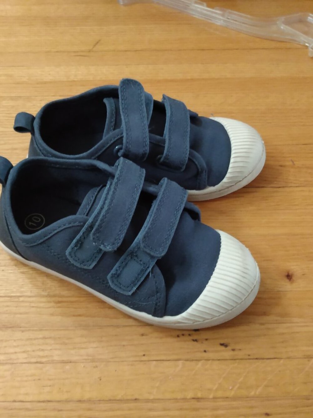 Cat & Jack Toddler Canvas Sneakers Shoes 10